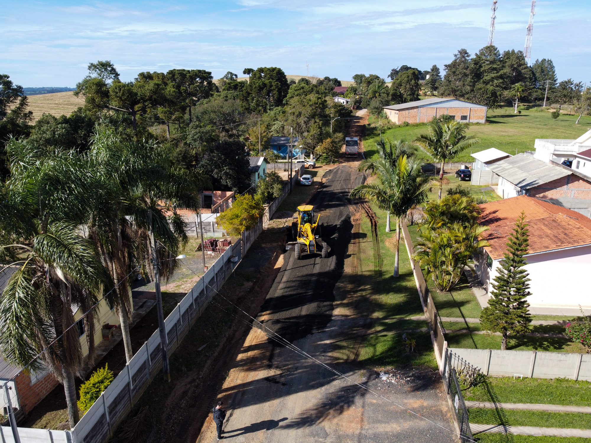 Obras de caminhos do agro, no Pinheirinho