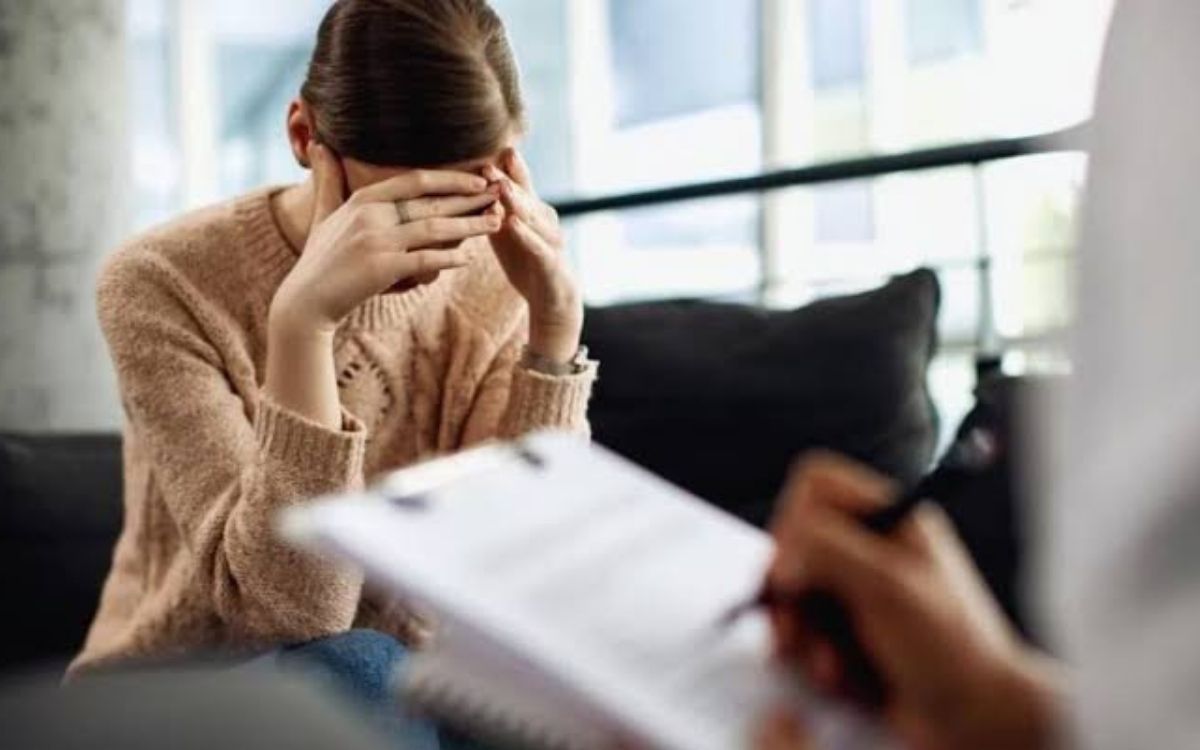 Brasil registra recorde de afastamentos do trabalho por saúde mental