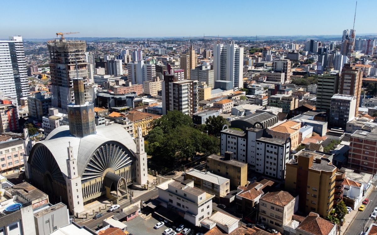 Ponta Grossa avança 26 posições em seis anos e entra no Top 80 do Ranking de Competitividade dos Municípios