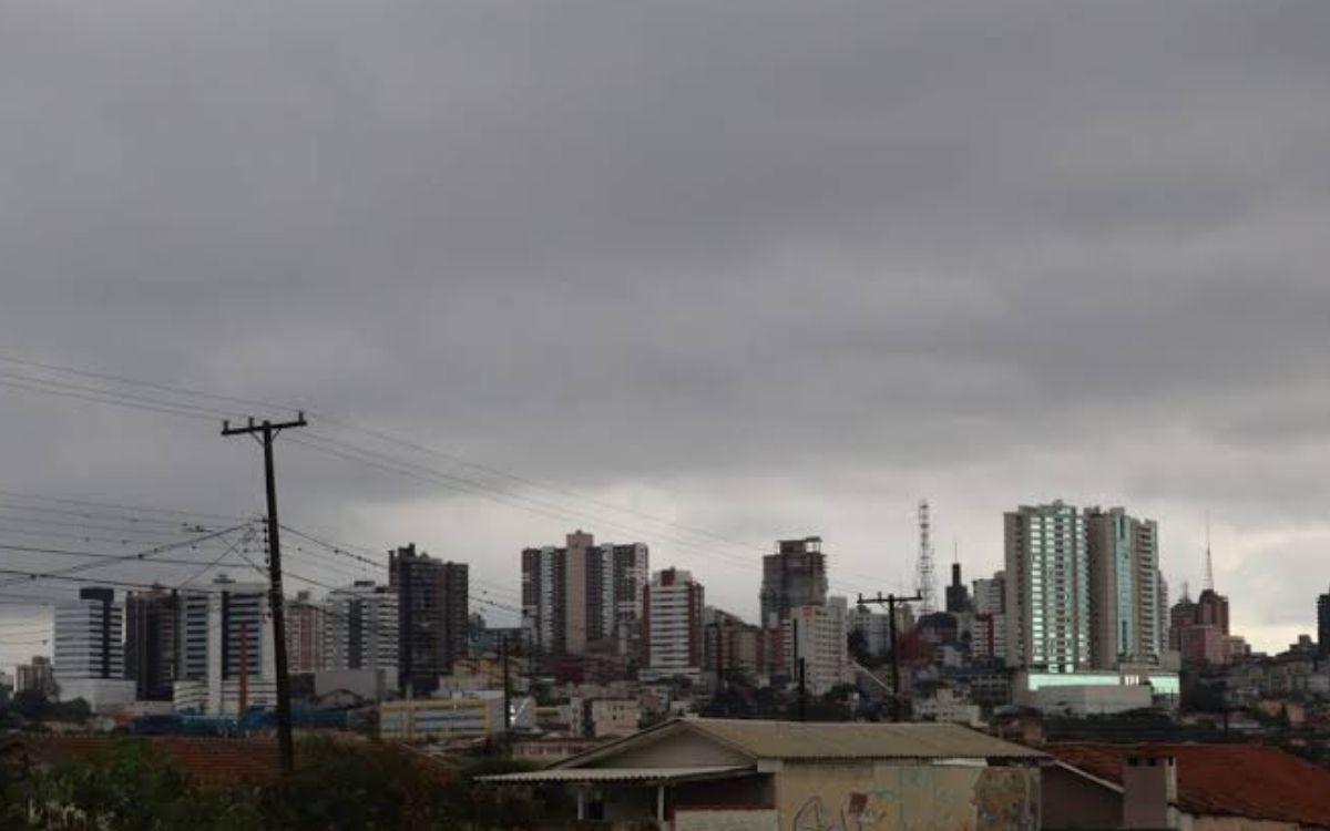 Previsão do tempo aponta chuva, frio e alerta para esta quarta-feira (23) em Ponta Grossa