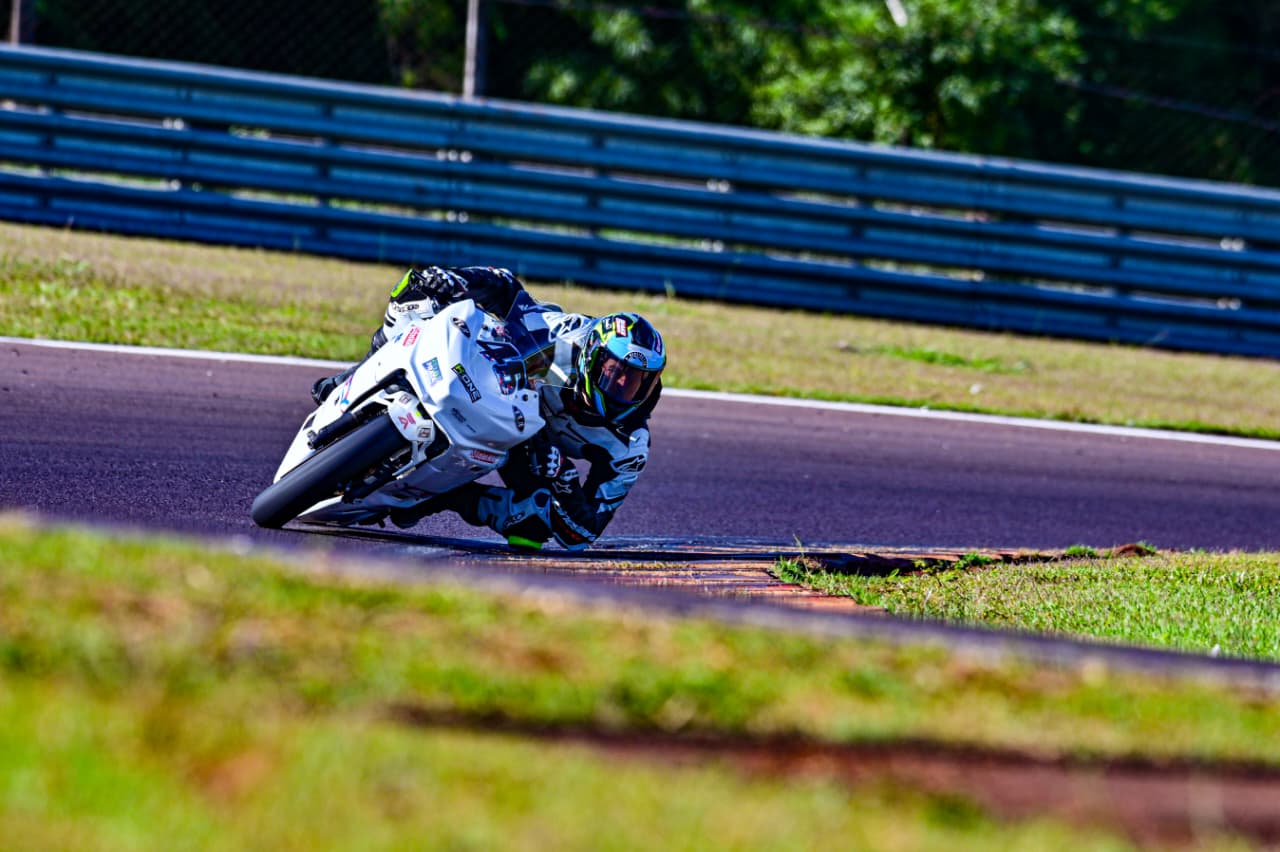 Piloto de Ponta Grossa é convidado para seletiva da Red Bull MotoGP Rookies Cup na Espanha