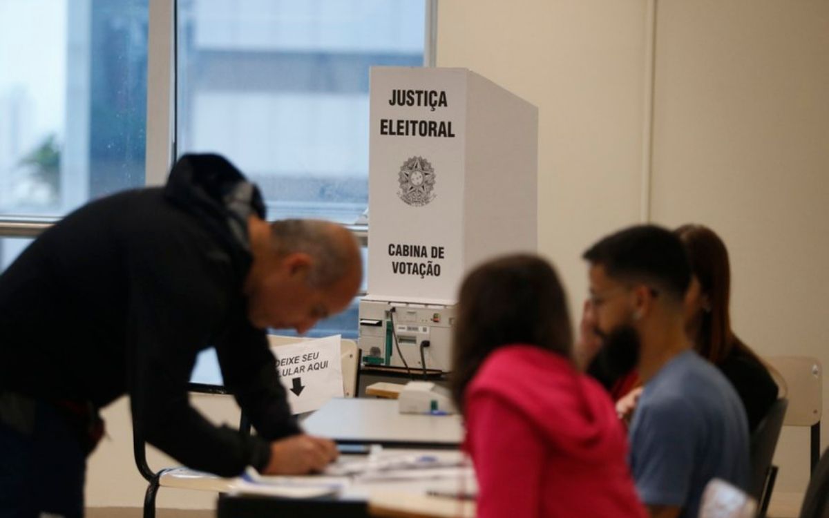 Eleições 2026: eleitores devem conferir local de votação para o segundo turno